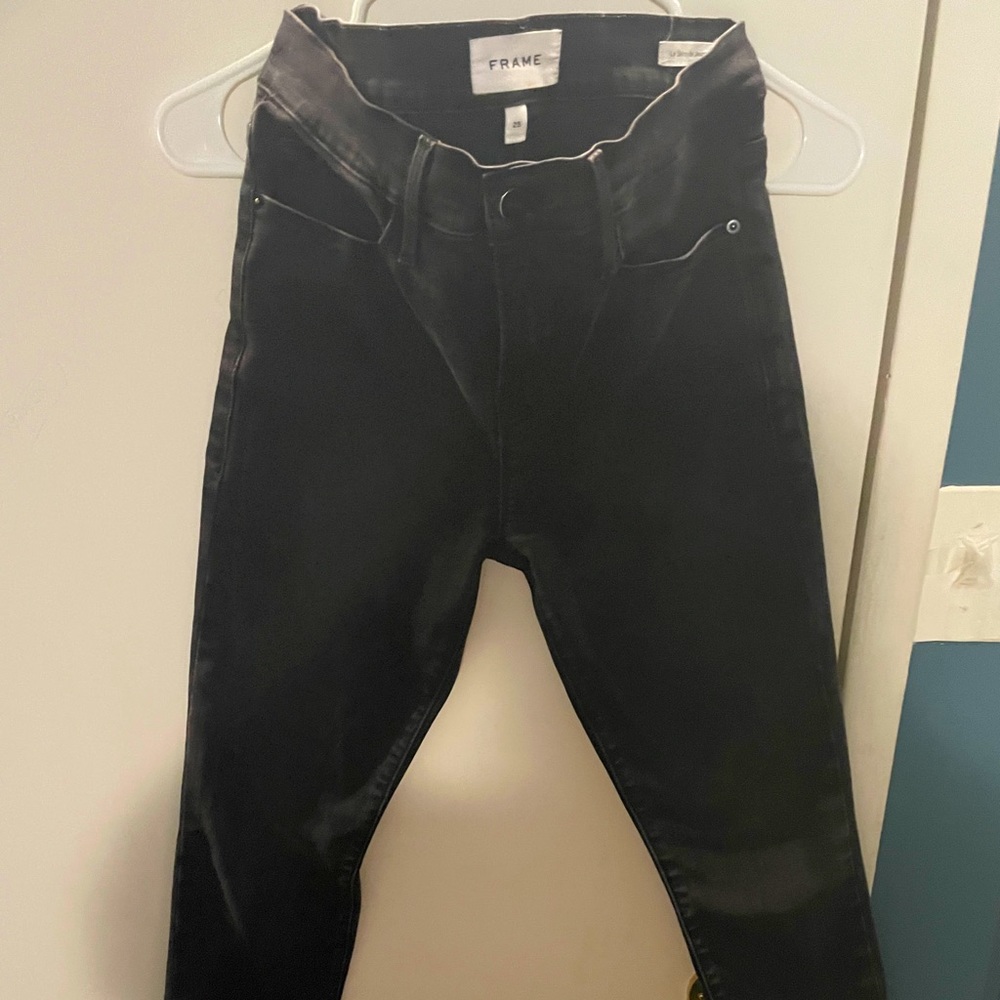 FRAME Le Skinny de Jeanne